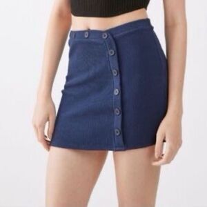NWT Urban Outfitters Women's Size Medium Claira Side Button Mini Skirt Navy Blue